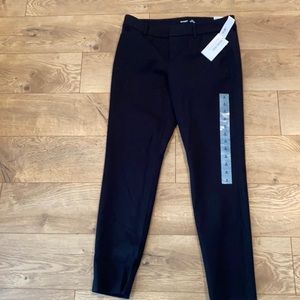 Old navy black pico pants, size 6, NWT